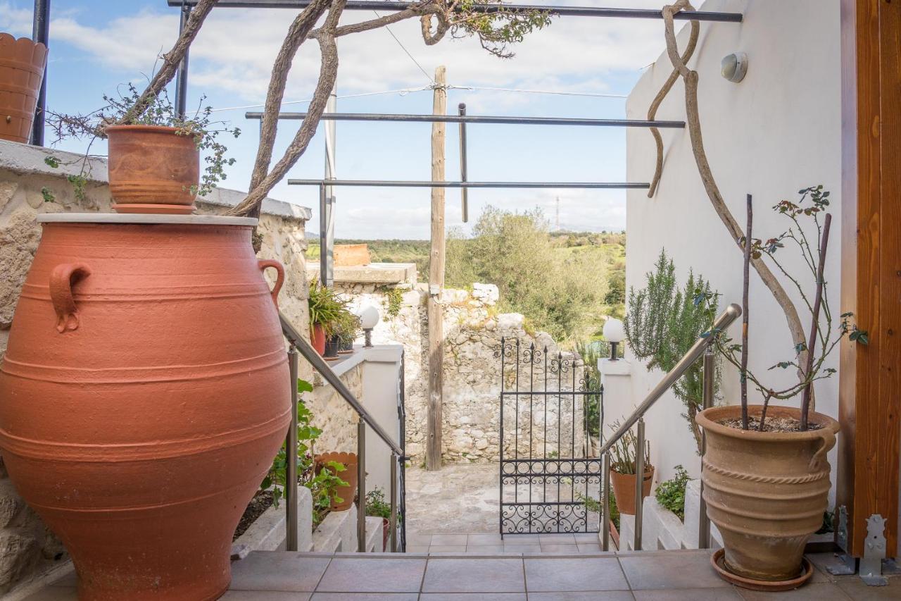 Tholos Arkhondikí المظهر الخارجي الصورة